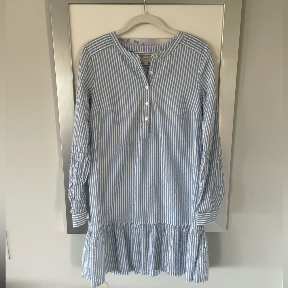 LOFT blue and white striped seersucker dress size XS